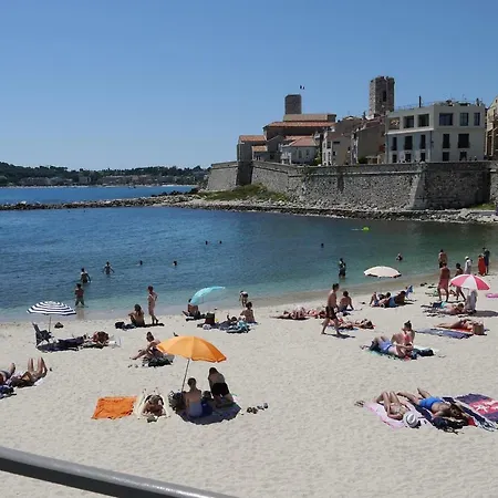 Vieille 2 - La Petite Maison A Safranier, 2 Bedrooms, Max 4 Adults And 2 Kids Apartment *